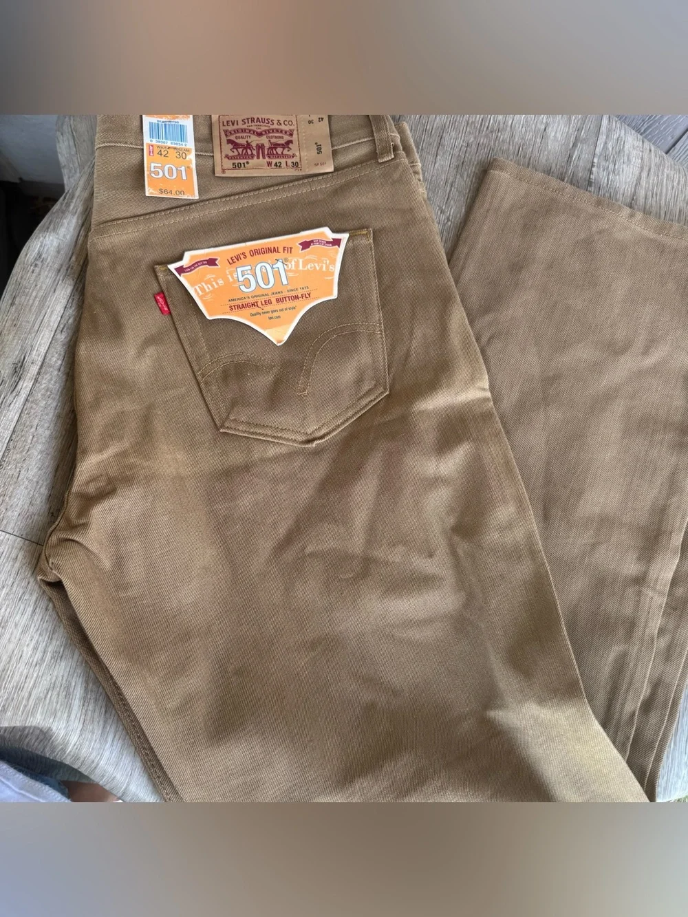 501 Levi’s Jeans New With Tags Men’s Size 42x30 Button Fly Straight Leg